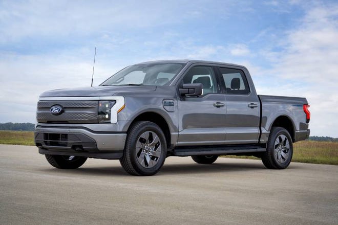 Ford slashes work crew at F-150 Lightning plant in Dearborn Ford slashes work crew at F-150 Lightning plant in Dearborn