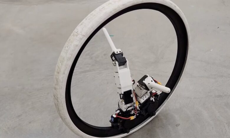 Star-Wars-inspired robot rolls on a round body and uses legs to steer Star-Wars-inspired robot rolls on a round body and uses legs to steer