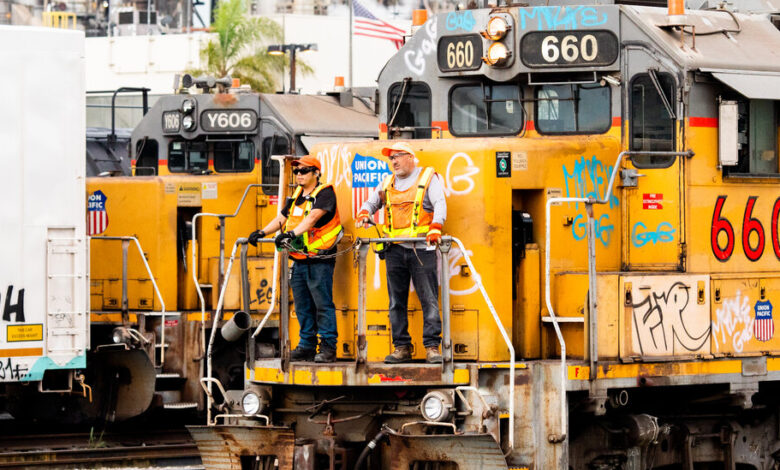 U.S. Finalizes Rule Requiring Two-Person Crews on Freight Trains U.S. Finalizes Rule Requiring Two-Person Crews on Freight Trains