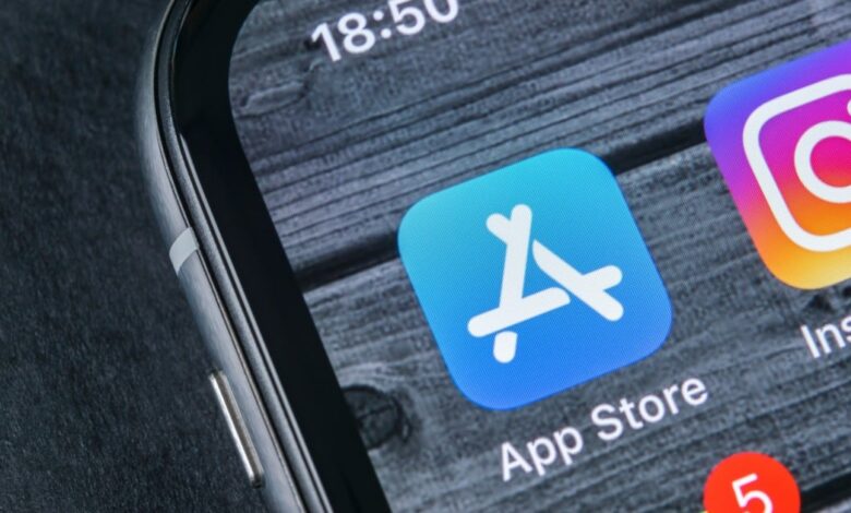 Apple Pulls 3 Generative AI Apps Being Used to Make Deepfake Nudes Apple Pulls 3 Generative AI Apps Being Used to Make Deepfake Nudes