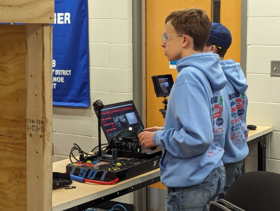 Huntington County Robotics Team shows off their robot