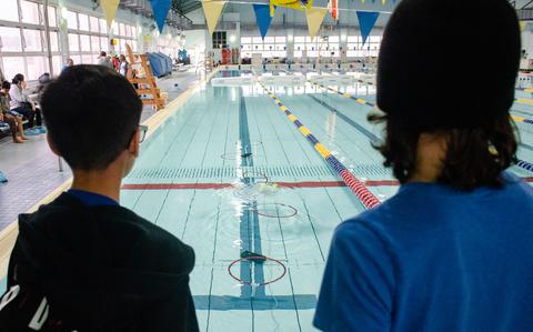 Aquatic robot race at Navy base in Japan submerges students in STEM Aquatic robot race at Navy base in Japan submerges students in STEM