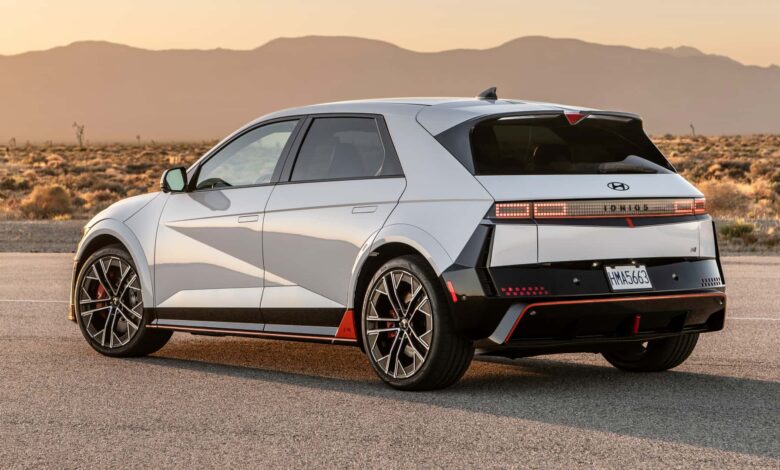 Hyundai Motor Global EV Wholesale Sales Continued To Decrease In March 2024