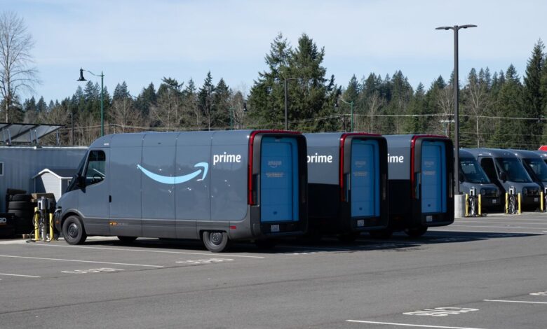 Amazon Electric Vans Powered By 17,000 EV Chargers Amazon Electric Vans Powered By 17,000 EV Chargers