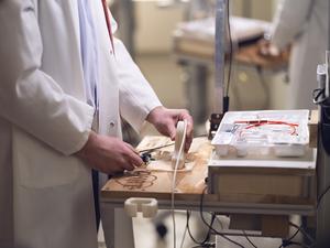 Novel robotic training program reduces physic Novel robotic training program reduces physic