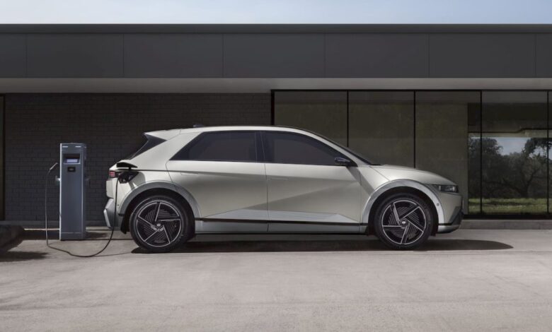 Hyundai finds new materials partner for better EV batteries, motors Hyundai finds new materials partner for better EV batteries, motors