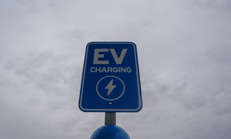 Eversource stopping electric vehicle rebates Eversource stopping electric vehicle rebates