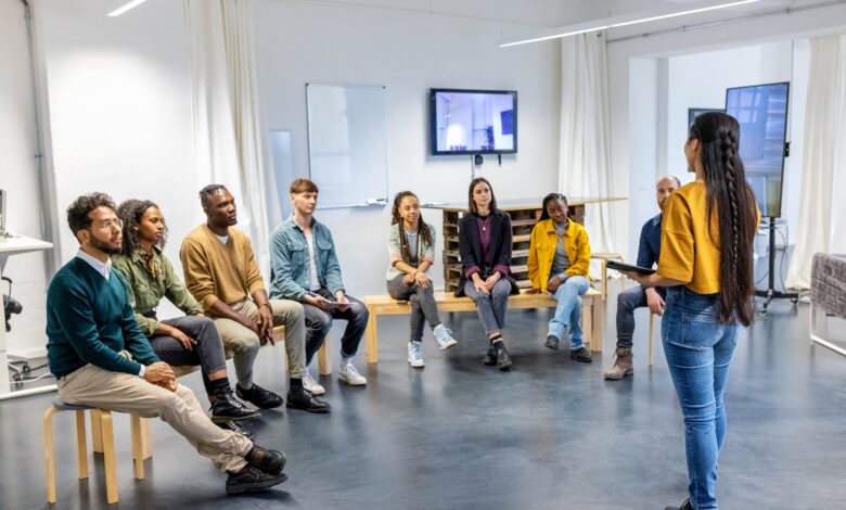 Enhance the Customer Experience by Blending AI and Emotional Intelligence Enhance the Customer Experience by Blending AI and Emotional Intelligence