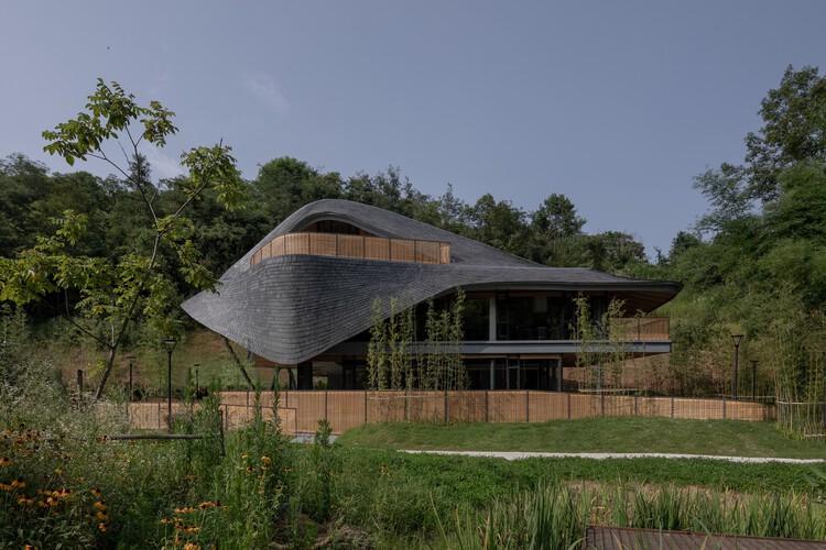 Linpan Cloud Eye: Chengdu Dayi Rural Neighborhood Center / Archi-Union Architects - Exterior Photography