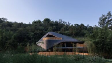 Linpan Cloud Eye: Chengdu Dayi Rural Neighborhood Center / Archi-Union Architects