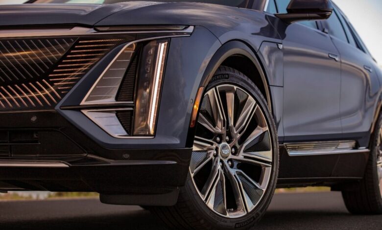 Cadillac’s Lyriq Is Becoming a Dark Horse In the US Electric Car Wars Cadillac’s Lyriq Is Becoming a Dark Horse In the US Electric Car Wars