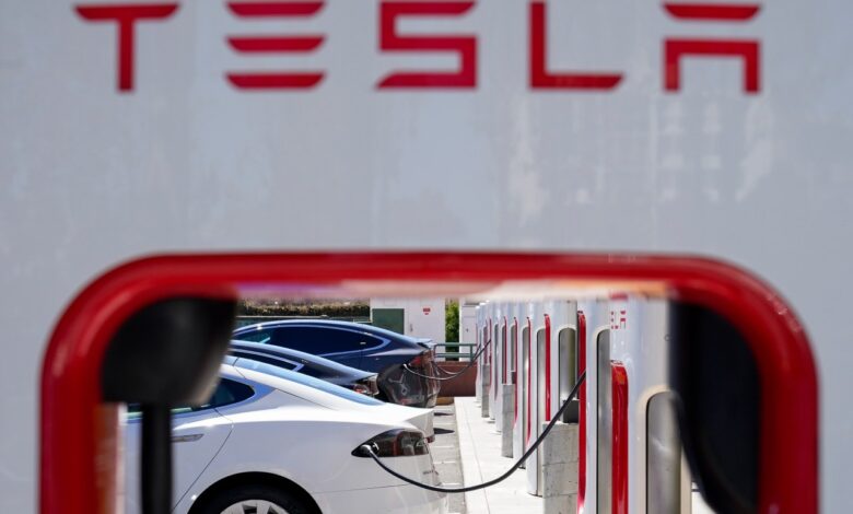 California reaches new electric vehicle charger milestone California reaches new electric vehicle charger milestone