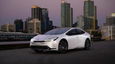 Study Reveals The Hybrid Lifeline For EV-Challenged Automakers