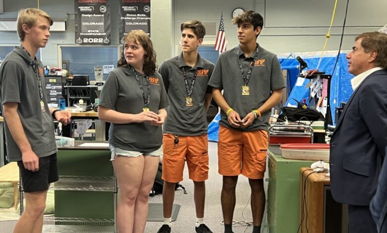 Longmont High robotics team wins top award at VEX World championship – Longmont Times-Call Longmont High robotics team wins top award at VEX World championship – Longmont Times-Call