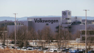 VW Workers in Tennessee Start Vote on U.A.W., Testing Union Ambitions