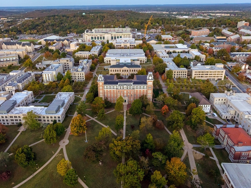 The core courses of the U of A Graduate Certificate in Entrepreneurship are integrated into multiple degree programs across campus, lending the program a unique interdisciplinary structure.