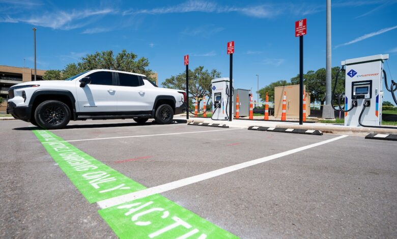 New Electric Vehicle Fast-Charging Stations Installed On Texas A&M Campus New Electric Vehicle Fast-Charging Stations Installed On Texas A&M Campus