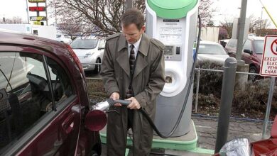 Ark. adoption of electric vehicle chargers drags at home, office | The Arkansas Democrat-Gazette