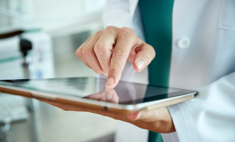 Clinical authors are the trusted foundation for generative AI adoption Clinical authors are the trusted foundation for generative AI adoption