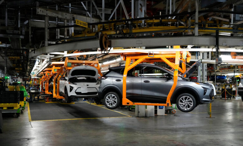 G.M. Reports Big Jump in Profit on Gasoline Car Sales G.M. Reports Big Jump in Profit on Gasoline Car Sales
