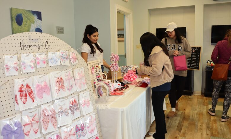 Military OneSource Provides Options to Military Spouses, Family Entrepreneurs > U.S. Department of Defense > Defense Department News Military OneSource Provides Options to Military Spouses, Family Entrepreneurs > U.S. Department of Defense > Defense Department News