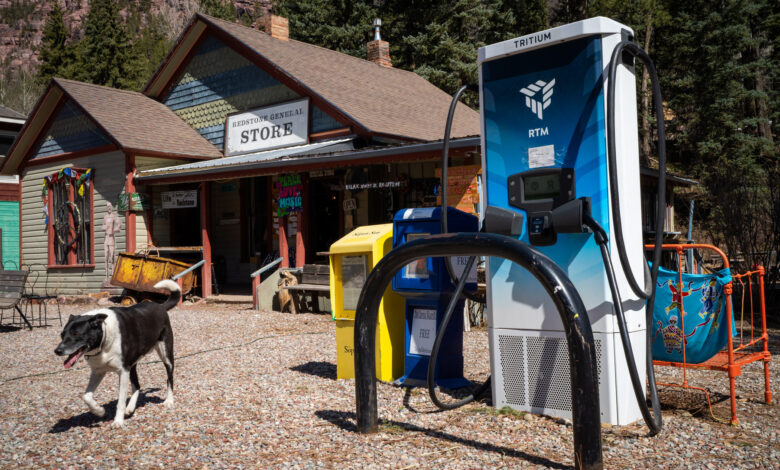 Colorado has ambitious EV goals. We put its charging network to a road trip test Colorado has ambitious EV goals. We put its charging network to a road trip test