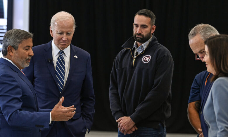 Biden, Seeking to Build on Fruitful Week, Will Announce Billions in Chip Grants Biden, Seeking to Build on Fruitful Week, Will Announce Billions in Chip Grants
