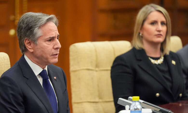 Xi Meets Blinken With Tough Issues on the Agenda Xi Meets Blinken With Tough Issues on the Agenda