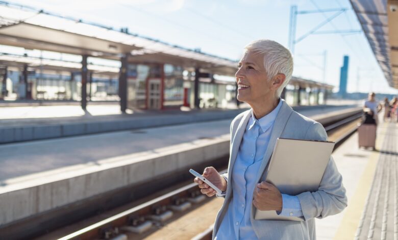 SAP Helps Customers Build a Cloud-First Business Strategy SAP Helps Customers Build a Cloud-First Business Strategy