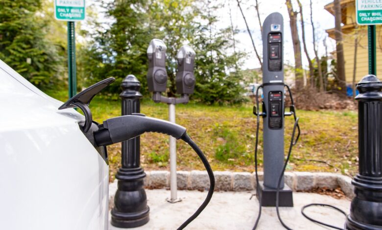 Pa. lawmakers in talks about enacting an annual electric vehicle fee Pa. lawmakers in talks about enacting an annual electric vehicle fee