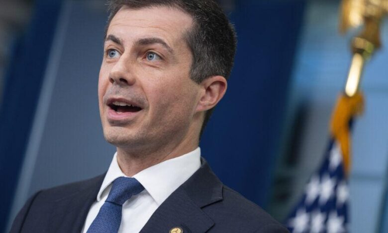 Buttigieg insists automobile market is moving toward electric vehicles | News Buttigieg insists automobile market is moving toward electric vehicles | News