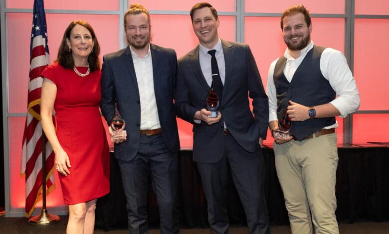 UGA New Media Institute faculty members receive the 2024 Innovation in Artificial Intelligence Teaching Award | Campus News UGA New Media Institute faculty members receive the 2024 Innovation in Artificial Intelligence Teaching Award | Campus News