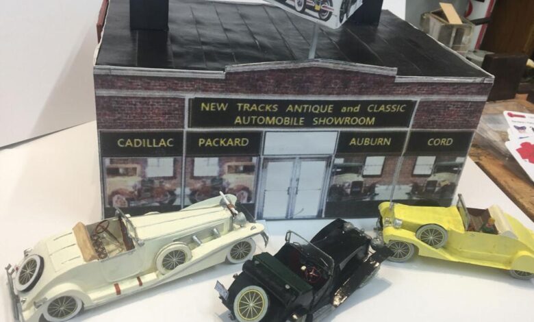New Tracks: Vintage buggies, trucks and automobiles bring scenes to life – Citrus County Chronicle New Tracks: Vintage buggies, trucks and automobiles bring scenes to life – Citrus County Chronicle