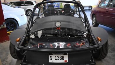 Harrisburg seniors build an electric vehicle in auto shop in photos