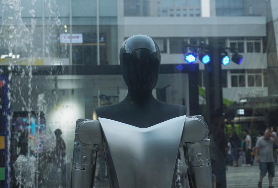 HANGZHOU, CHINA - OCTOBER 3, 2023 - Tesla's humanoid robot 