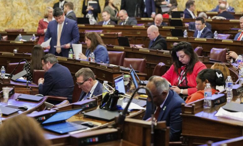 Pennsylvania bill would require companies to tell consumers when AI has been used to generate content they see or hear Pennsylvania bill would require companies to tell consumers when AI has been used to generate content they see or hear