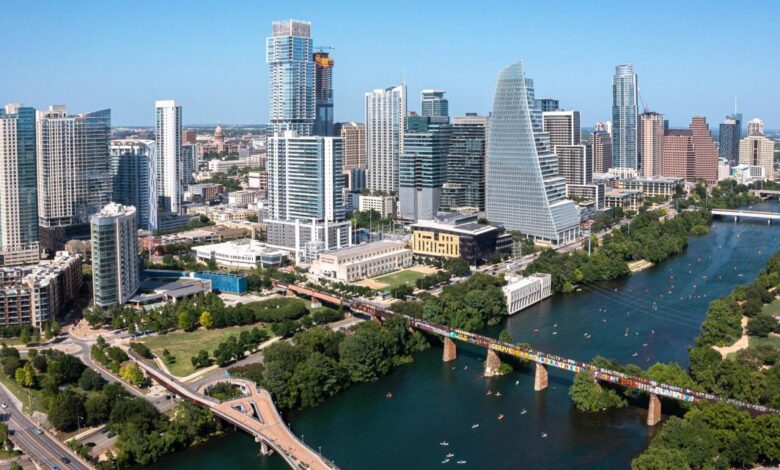 Women entrepreneurs seek greater support and opportunities throughout Austin Women entrepreneurs seek greater support and opportunities throughout Austin