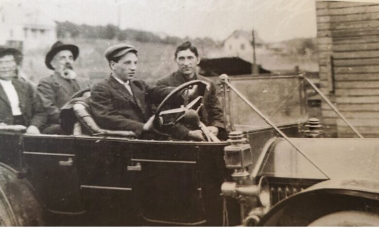 History: Edmonds enters the automobile age History: Edmonds enters the automobile age