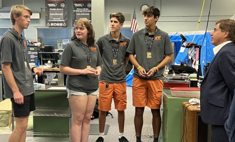 Longmont High robotics team wins top award at VEX World championship – Boulder Daily Camera Longmont High robotics team wins top award at VEX World championship – Boulder Daily Camera