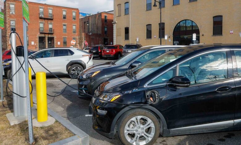 Electric vehicle financing startup Zevvy shut down.… Electric vehicle financing startup Zevvy shut down.…