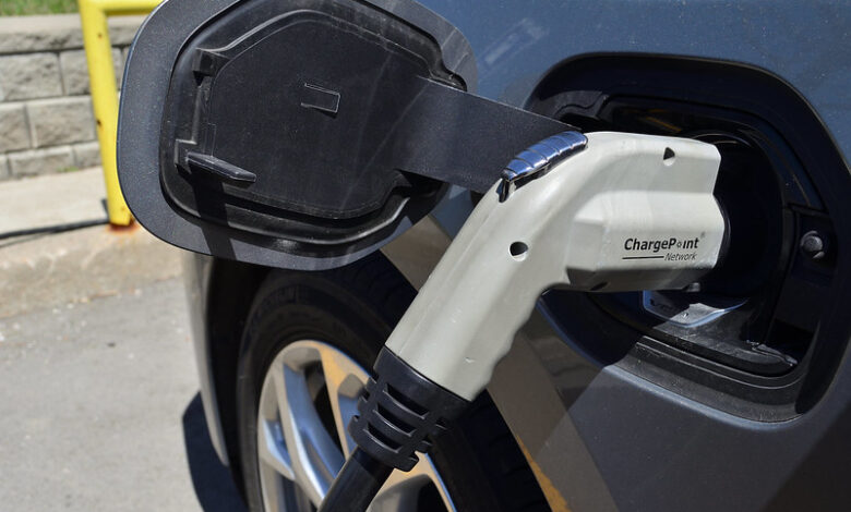 N.J. backs fee for electric vehicle owners, poll shows N.J. backs fee for electric vehicle owners, poll shows