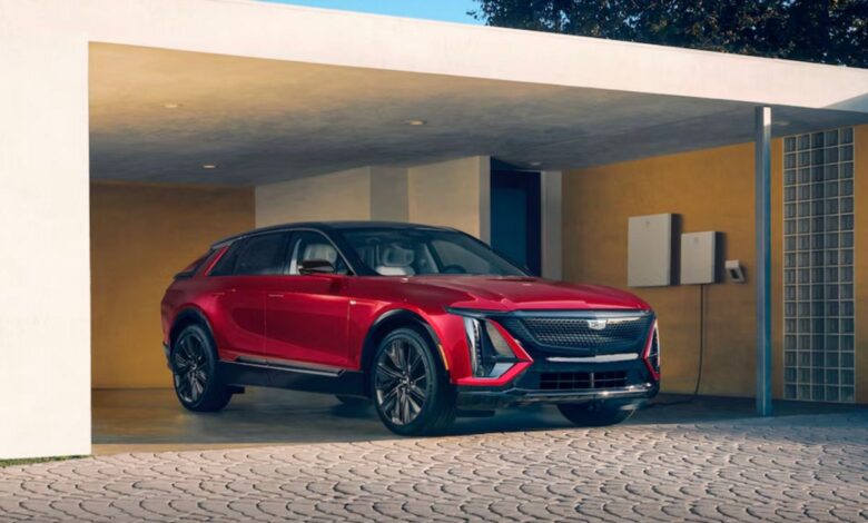 GM offers new EV charger that lets drivers power their homes GM offers new EV charger that lets drivers power their homes