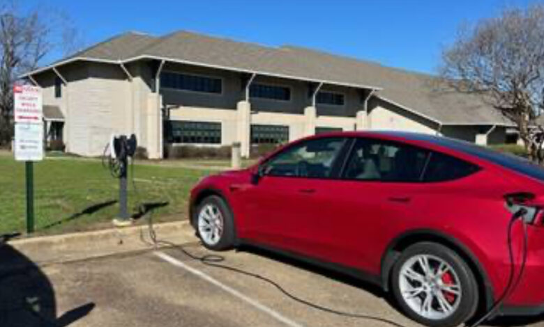 Electric vehicle charging now available at Hinds Community College Electric vehicle charging now available at Hinds Community College