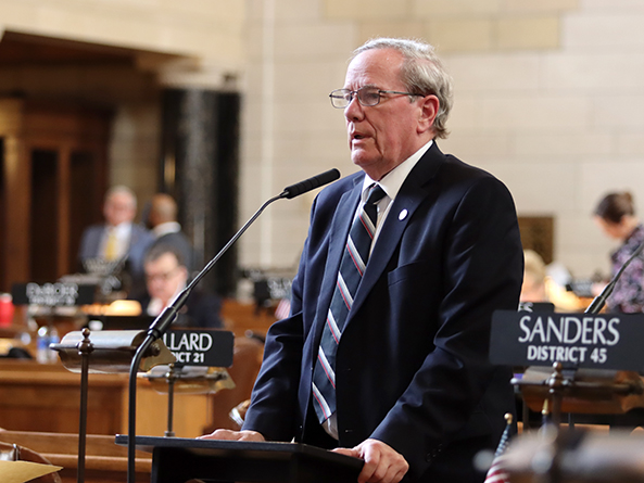 Transportation and telecommunications omnibus bill advanced – Unicameral Update Transportation and telecommunications omnibus bill advanced – Unicameral Update