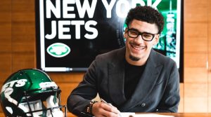 New York Jets wide receiver Allen Lazard will be the keynote speaker at this year's Iowa Veterans Entrepreneurship Conference. His organization, At the Top for Vets, is covering registration for attendees. CREDIT NEW YORK JETS