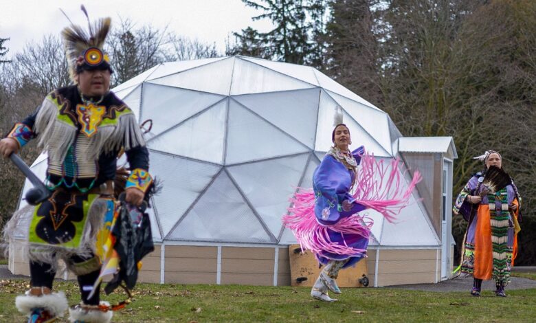 Domes near Highland Creek Valley offer a space to link Indigenous knowledge, community and entrepreneurship Domes near Highland Creek Valley offer a space to link Indigenous knowledge, community and entrepreneurship