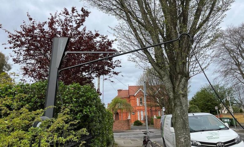 Electric vehicle ‘charging arms’ opposed by Dublin City Council – The Irish Times Electric vehicle ‘charging arms’ opposed by Dublin City Council – The Irish Times