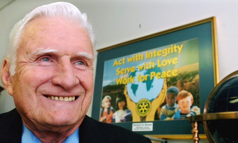 Herb Brown, prolific Clearwater entrepreneur and philanthropist, dies at 100 Herb Brown, prolific Clearwater entrepreneur and philanthropist, dies at 100