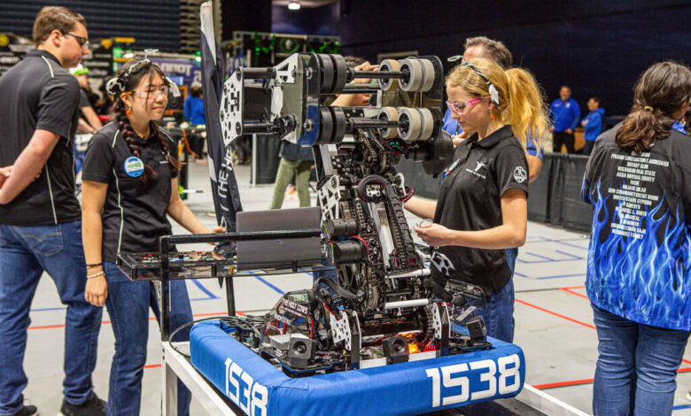 Qualcomm Sponsors Annual Robotics Competition Qualcomm Sponsors Annual Robotics Competition