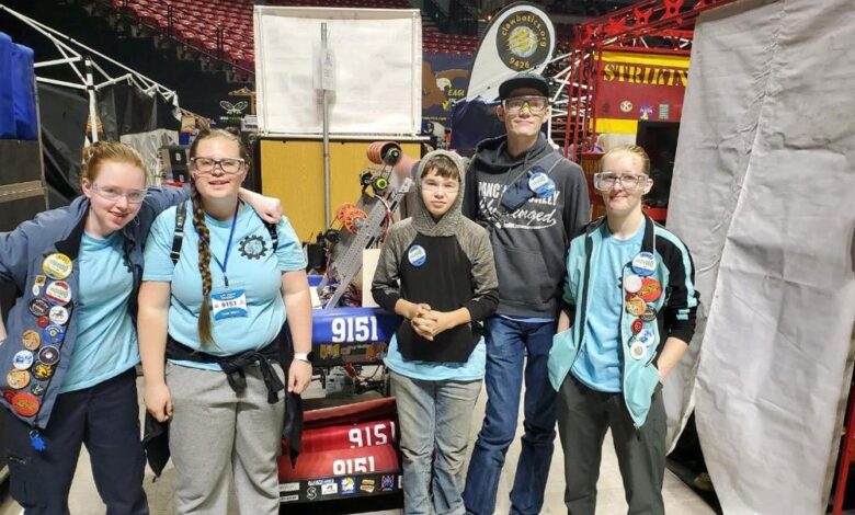 Robotics team earns award in Vegas Robotics team earns award in Vegas